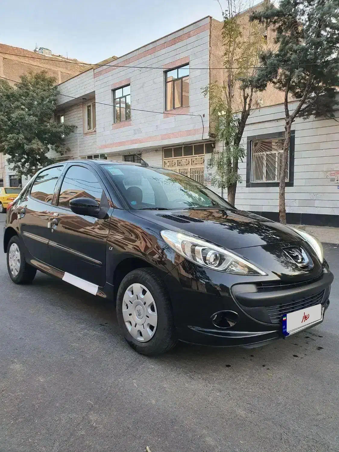 207 سقف فلز فرمان برقی 1401 بی رنگ|خودرو سواری و وانت|قزوین, |دیوار