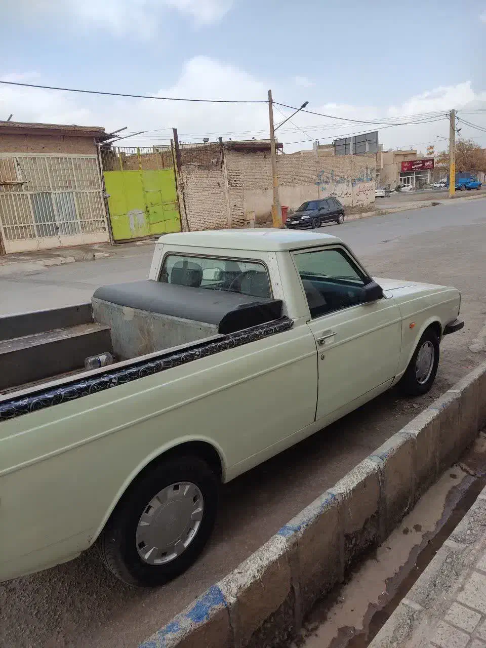 وانت|خودرو سواری و وانت|سبزوار, میدان بار|دیوار