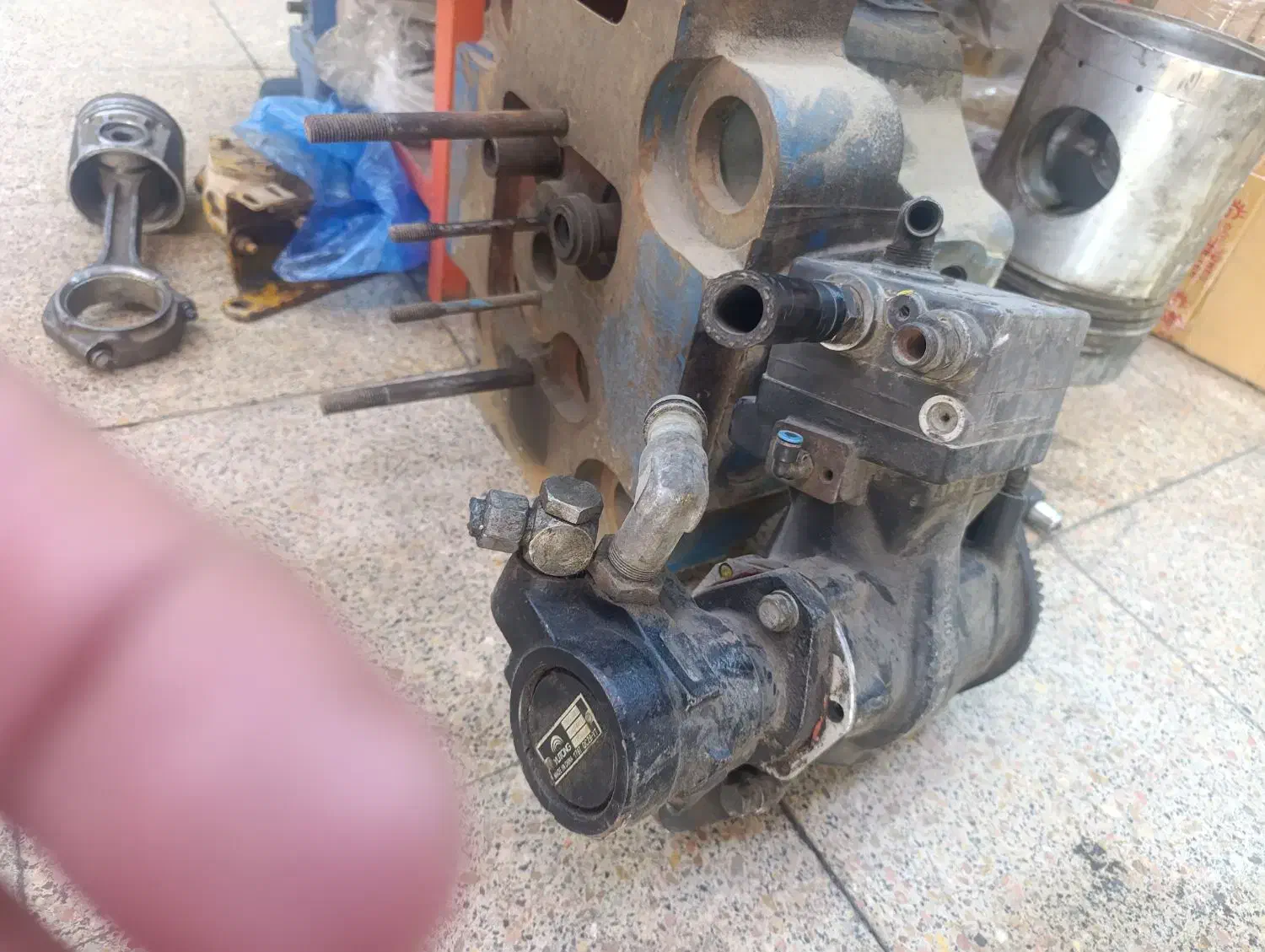 پمپ باد لودر|قطعات یدکی و لوازم جانبی|اهواز, طالقانی|دیوار