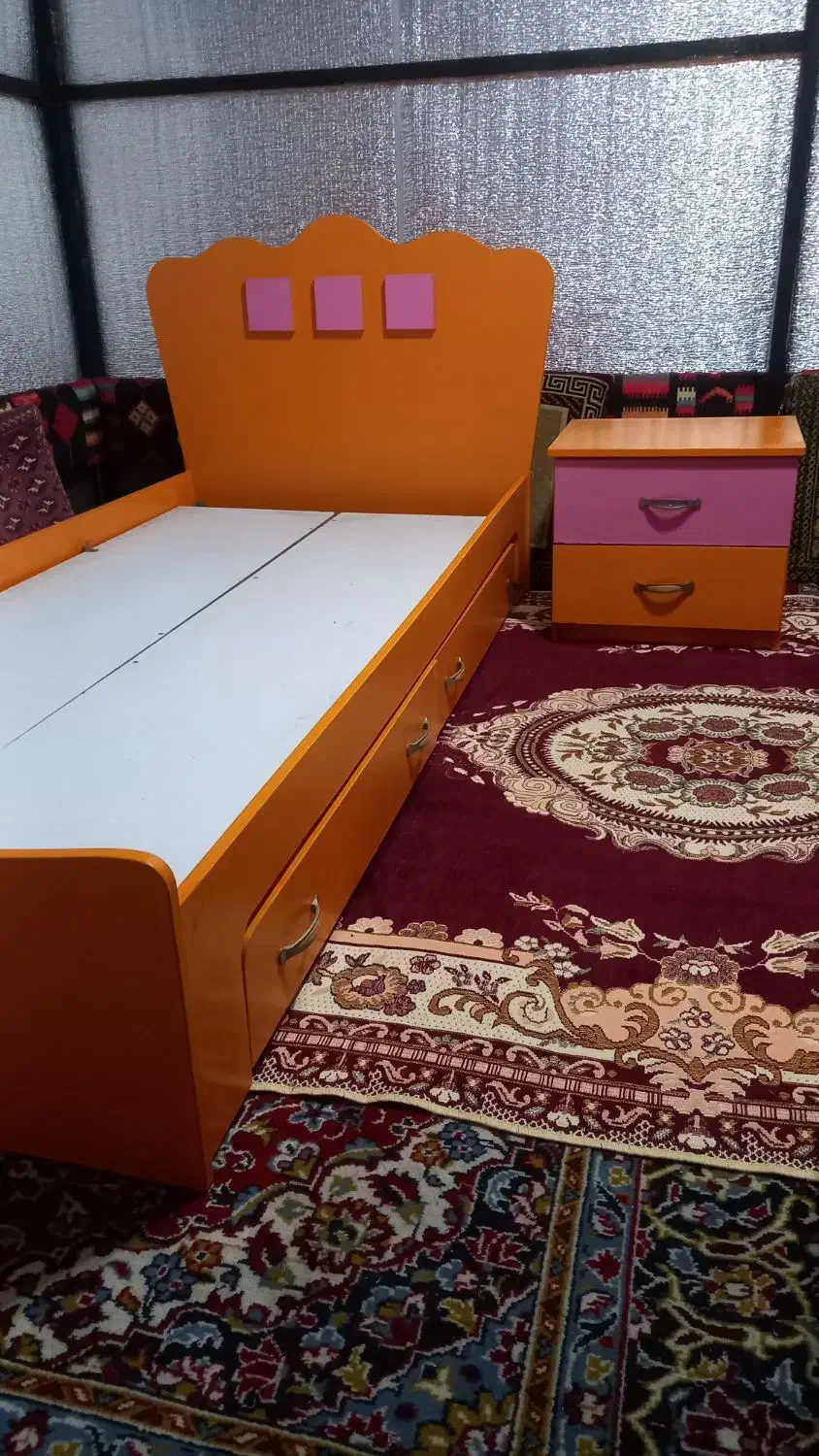 تخت ۱نفره ام دی اف کشو دار|تشک تختخواب|رودسر, |دیوار