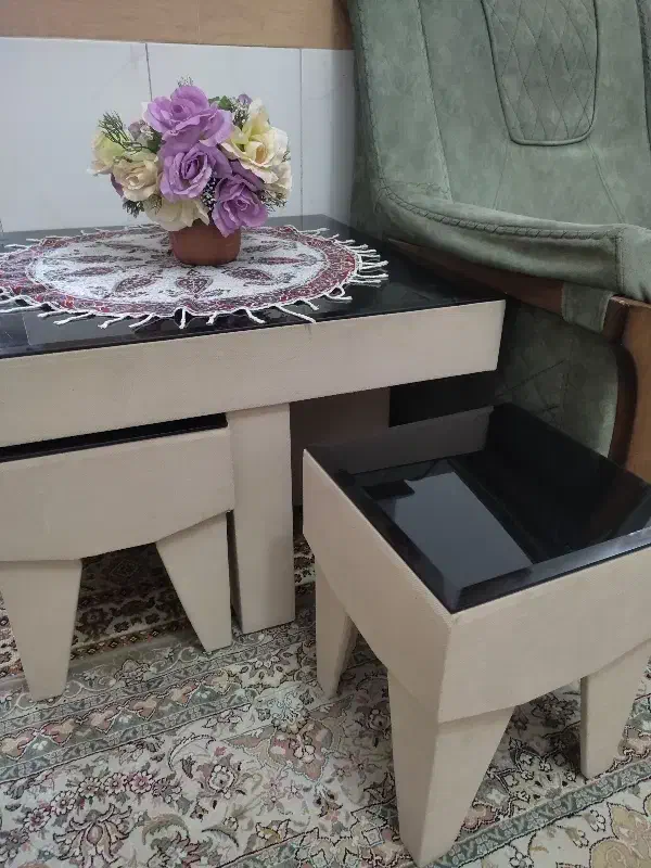 مبل راحتی کارکرده|مبلمان خانگی و میز عسلی|قم, انصار‌الحسین|دیوار