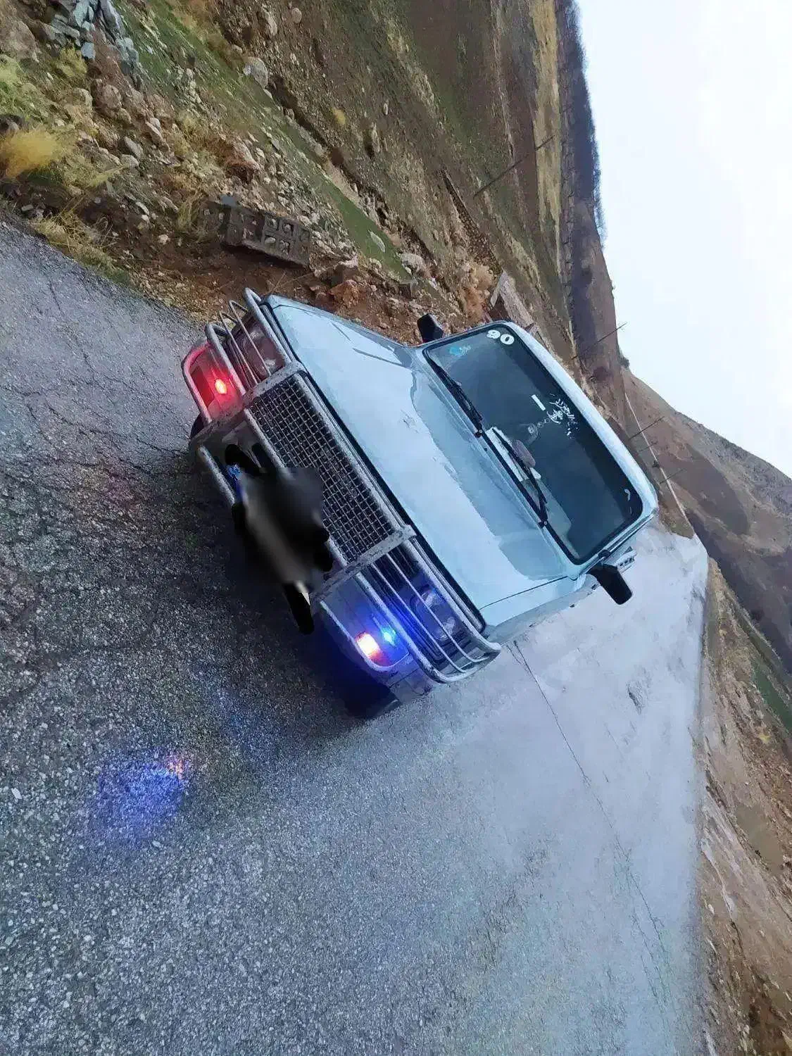 مزدا 89....2000|خودرو سواری و وانت|اصفهان, باغ دریاچه|دیوار