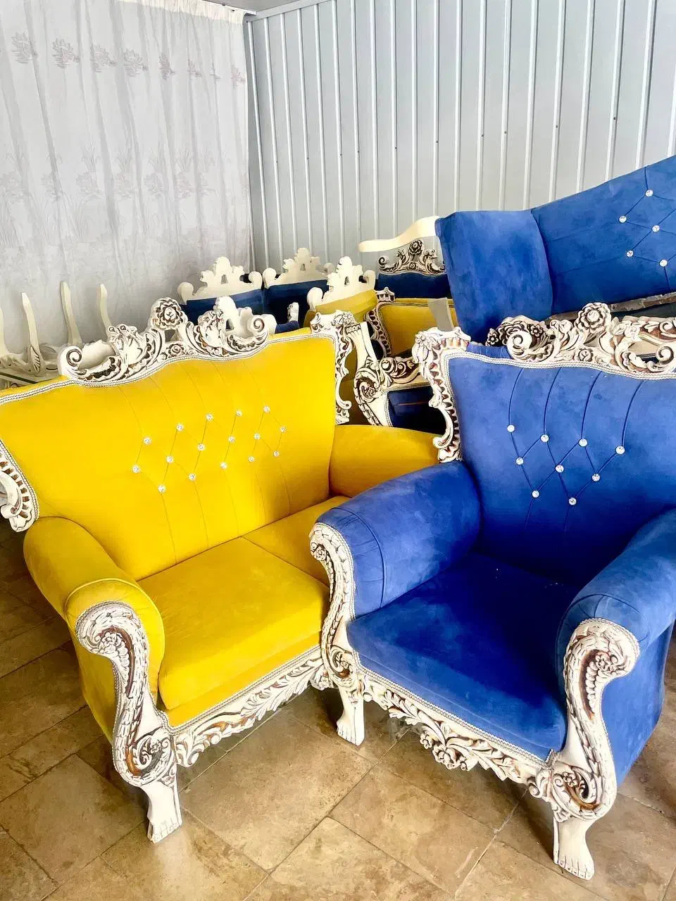 ست مبل و میز ناهارخوری استیل مدل عروس، بسیار تمیز|مبلمان خانگی و میز عسلی|دلیجان, |دیوار