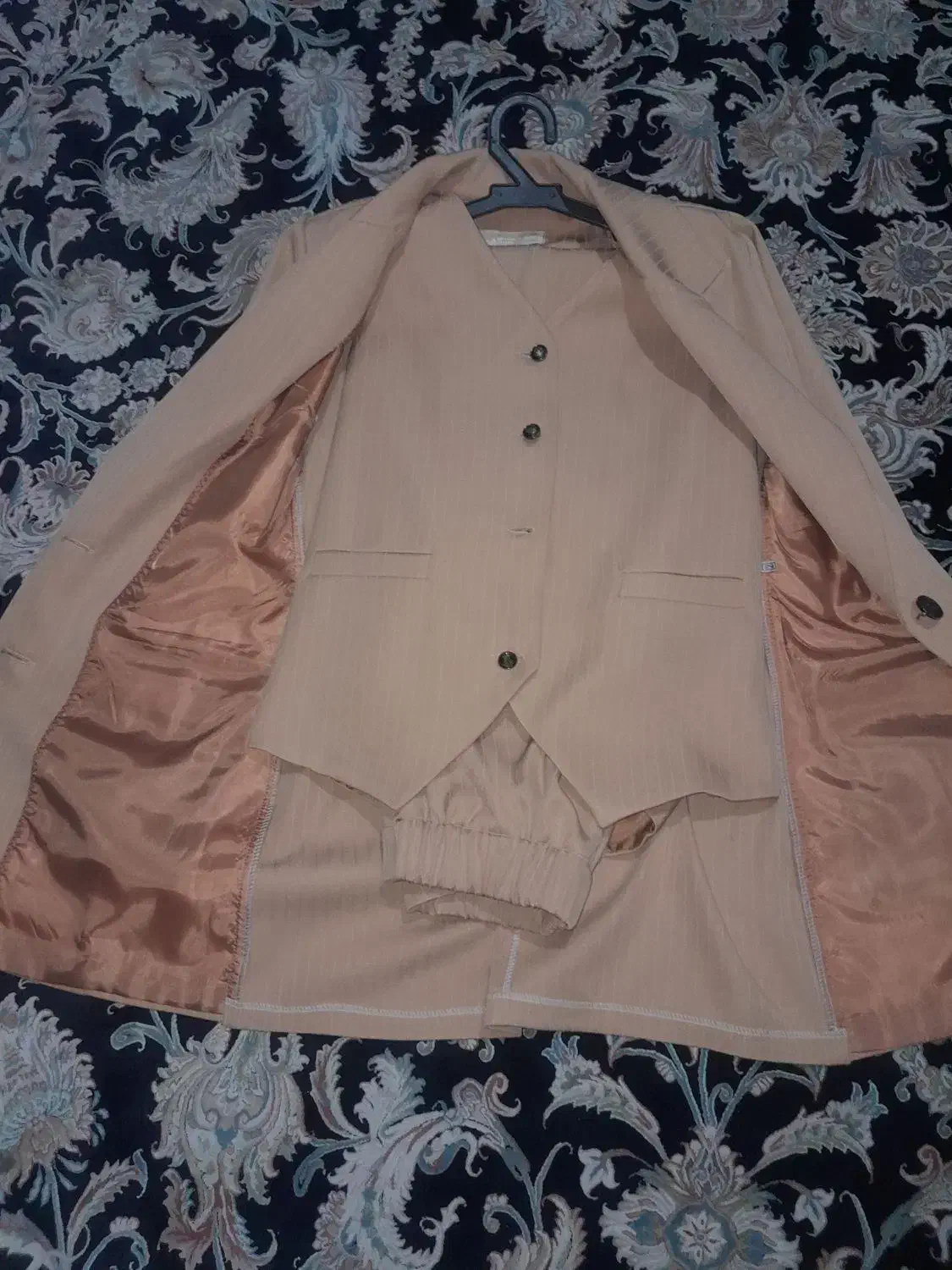 کت شلوار|لباس|پلنگ آباد, |دیوار