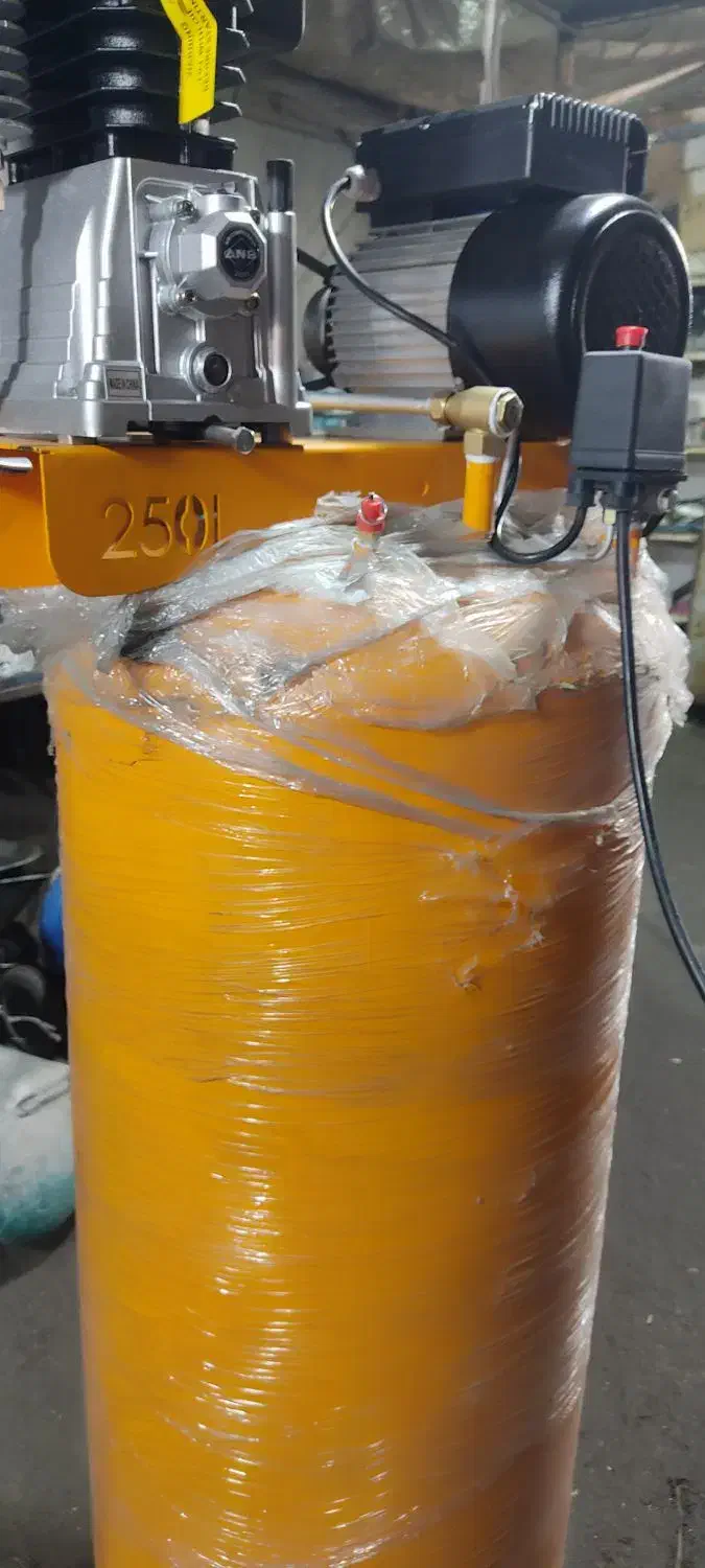 پمپ باد 250لیتری نو|ماشینآلات صنعتی|مشهد, رده|دیوار