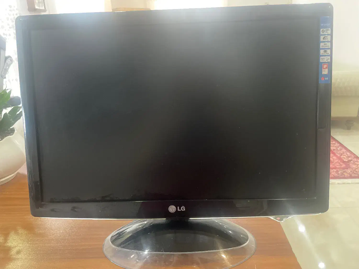 مانیتور الجی فلترون مدل w2284F|قطعات و لوازم جانبی رایانه|رشت, دیلمان|دیوار