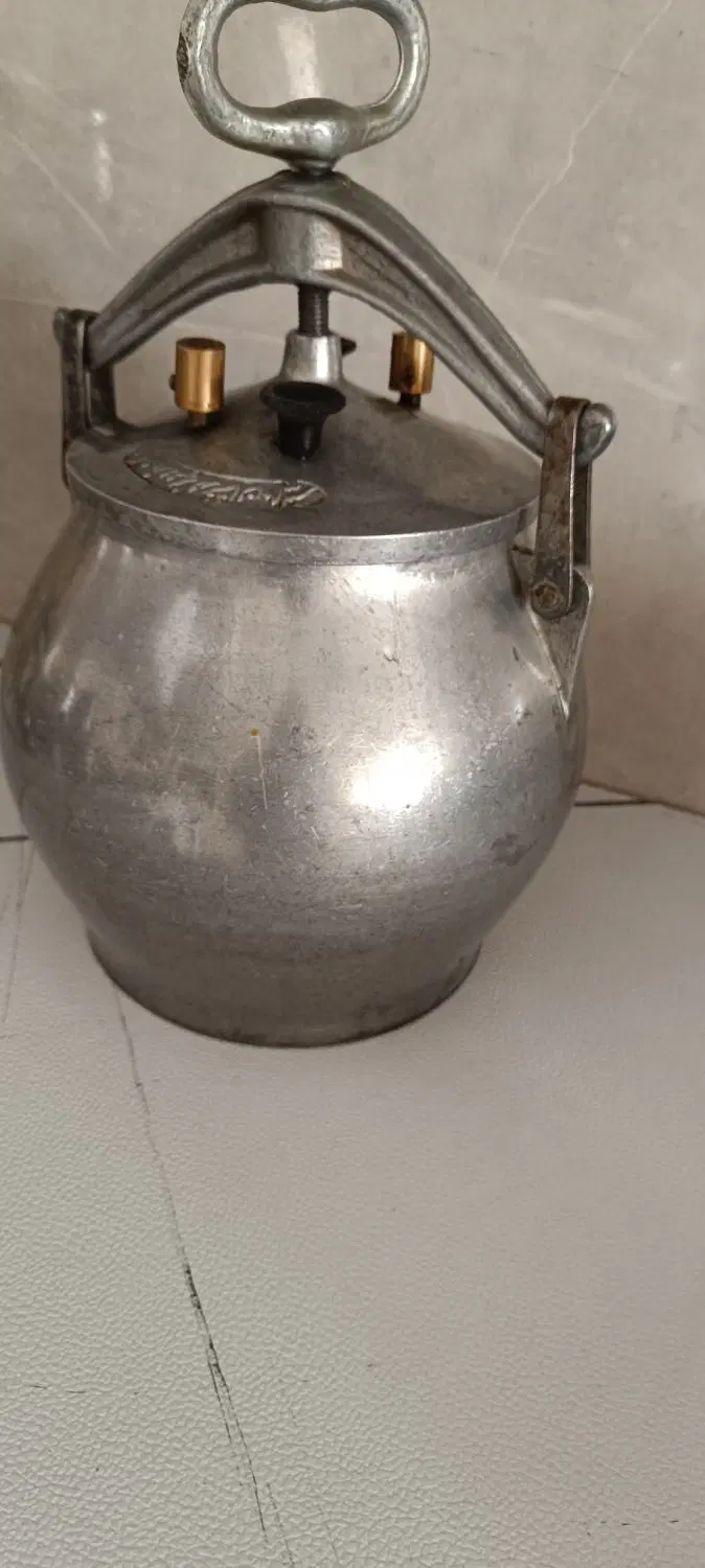 دیگ زودپز|ظروف پخت‌وپز|الشتر, |دیوار