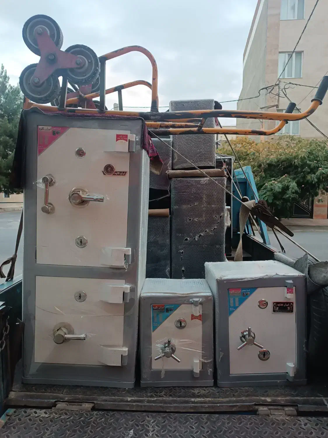 گاوصندوق ایستاده وزن ۴۵۰ درب اتوماتیک ایمن صندوق|فروشگاه و مغازه|ارومیه, |دیوار