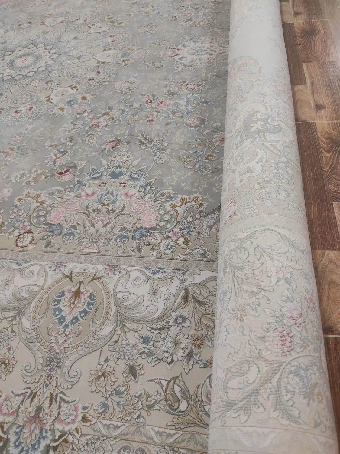 4 عدد قالی 9 متری در حد نو|فرش|کرمان, |دیوار