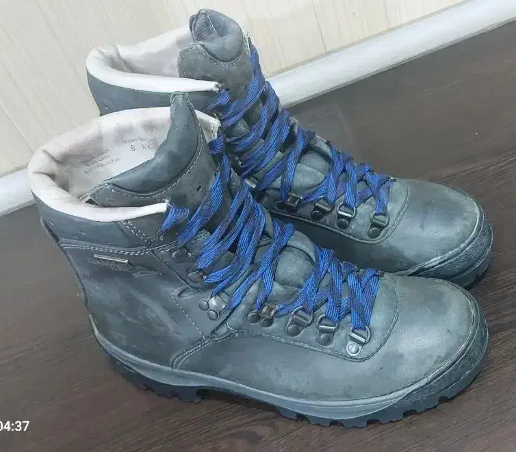 کفش کوهنوردی|کوهنوردی و کمپینگ|بافق, |دیوار