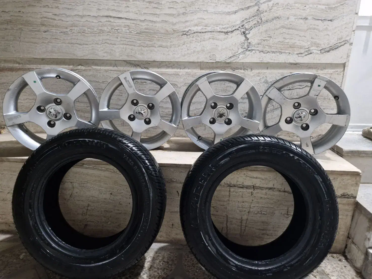 دو عدد لاستیک یزدوچهار عددرینگ پنج پر|قطعات یدکی و لوازم جانبی|سیرجان, |دیوار