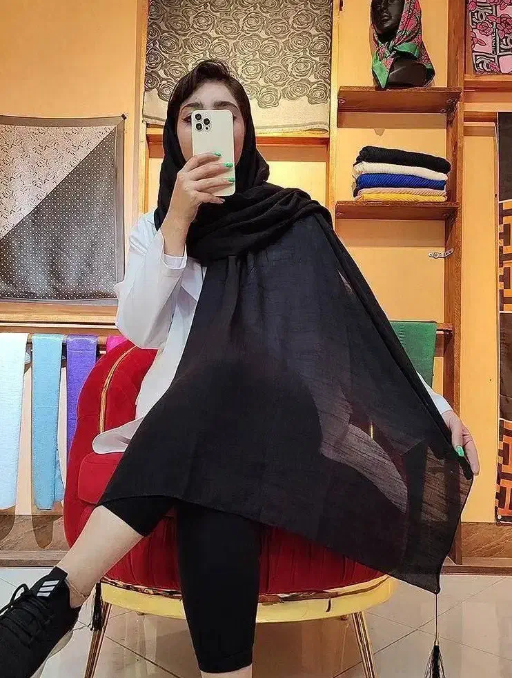 شال وال اسلپ منگوله دار در بومهن|لباس|بومهن, |دیوار