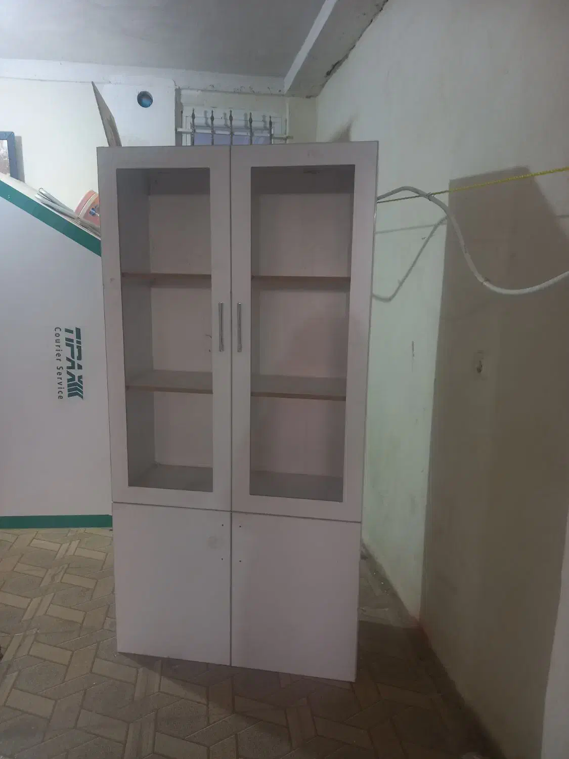 کمد|جاکفشی، کمد، دراور|یاسوج, |دیوار