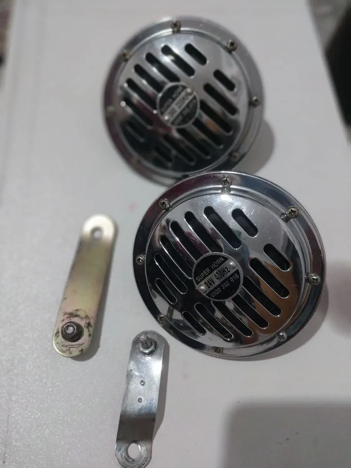 یک جفت بوق اصلی|قطعات یدکی و لوازم جانبی|کرمانشاه, |دیوار