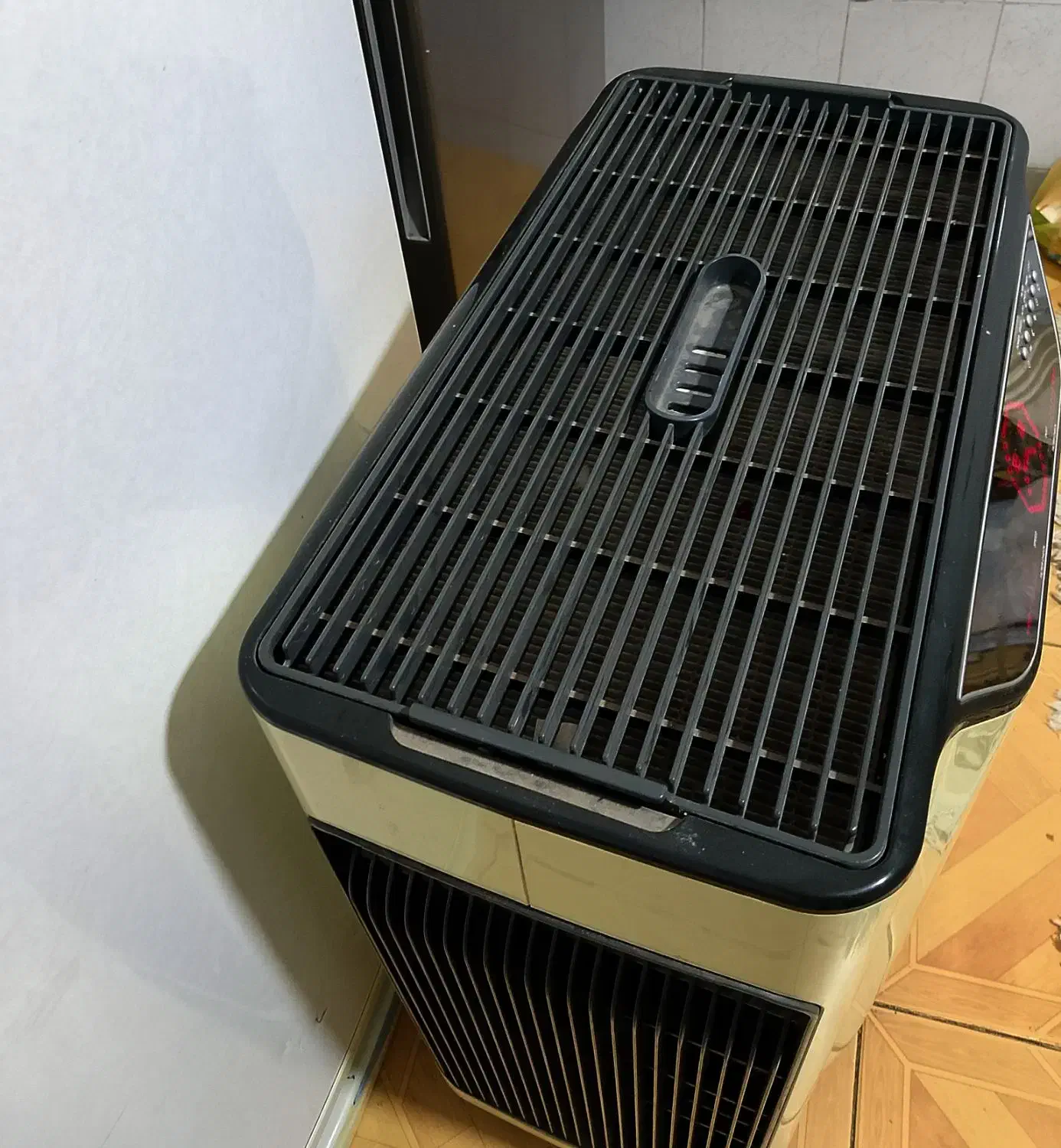 تصفیه هوا هیوندای|پنکه و تصفیهکنندهٔ هوا|نیشابور, کوی حسینی|دیوار