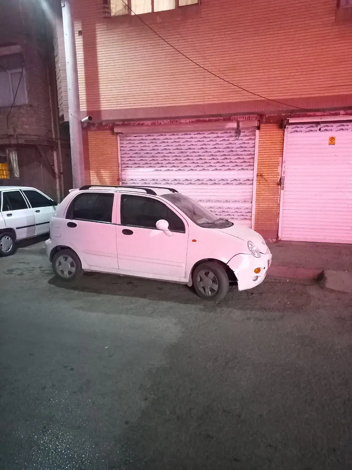 مغازه ۱۵مترتخلیه هدایت۲۷|اجارهٔ مغازه و غرفه|مشهد, ایثارگران|دیوار