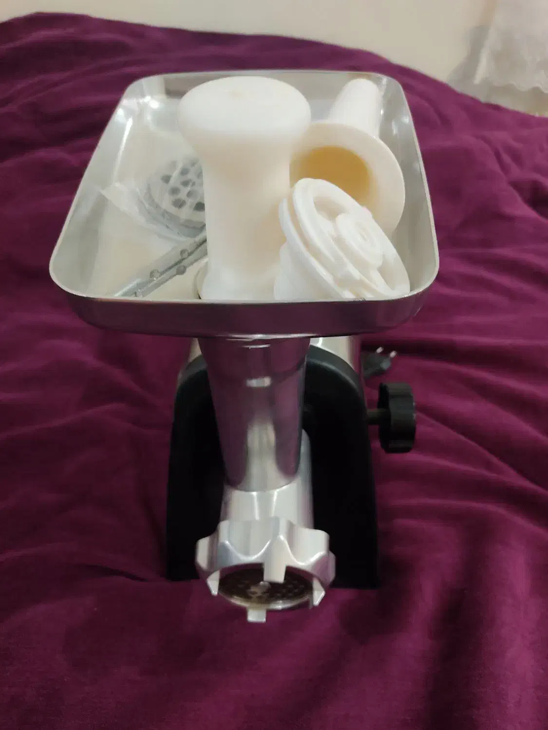 چرخ گوشت|خردکن، آسیاب، غذاساز|آستارا, |دیوار