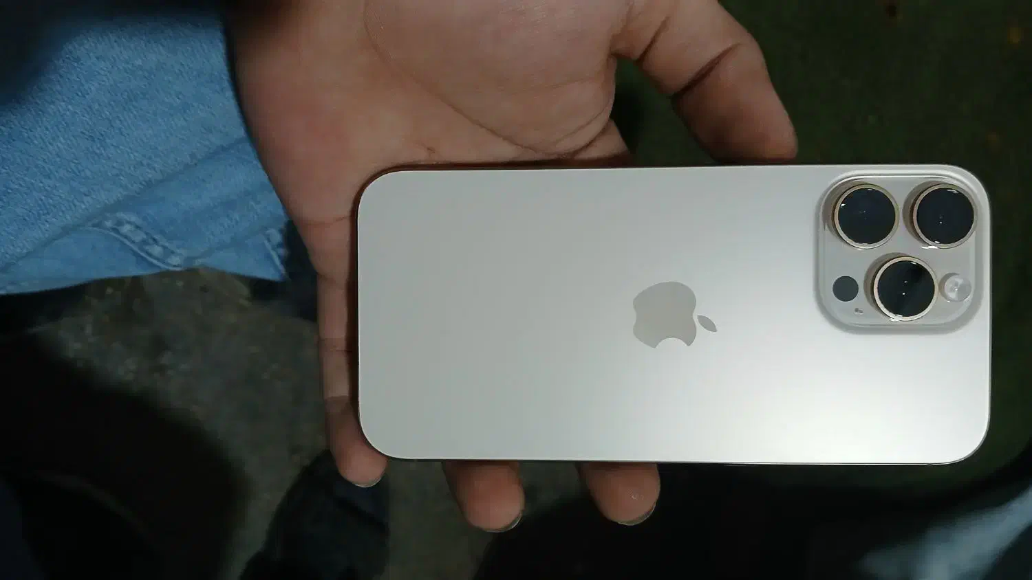 آیفون ۱۶ پرومکس دیزرت|موبایل|گالیکش, |دیوار