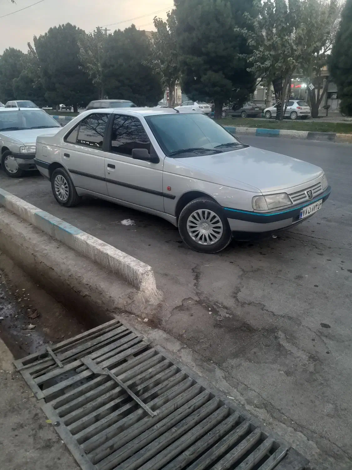 ۴۰۵ مدل ۹۱|خودرو سواری و وانت|نجف‌آباد, گلدشت|دیوار