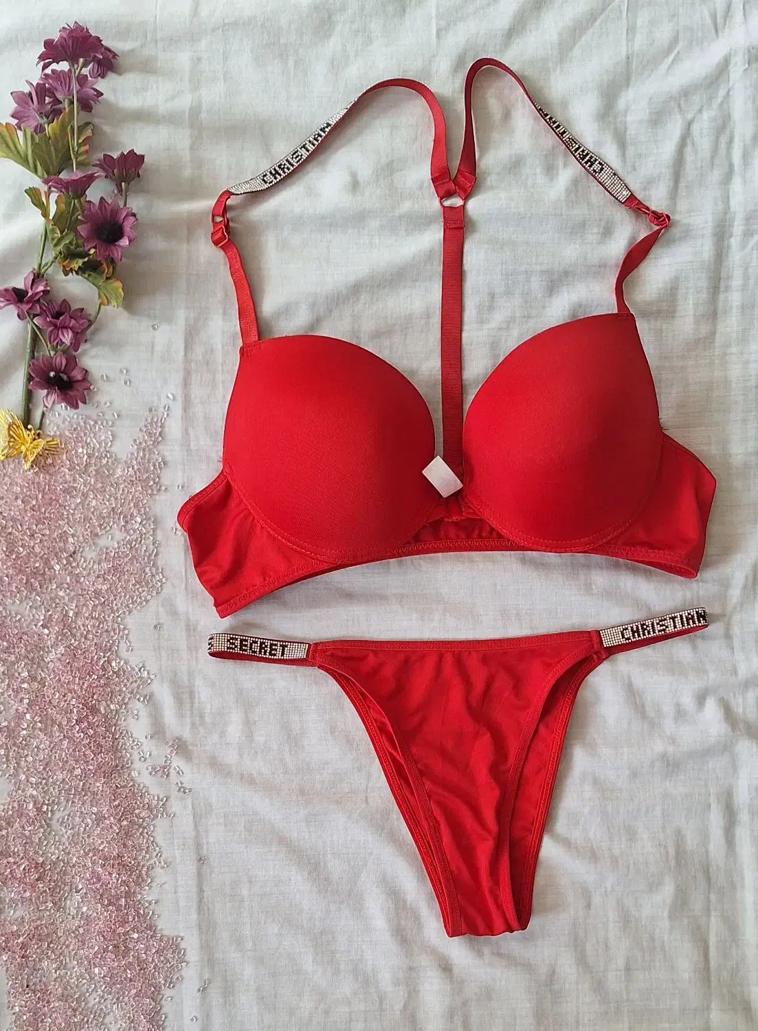 لباس زیر|لباس|رودهن, |دیوار