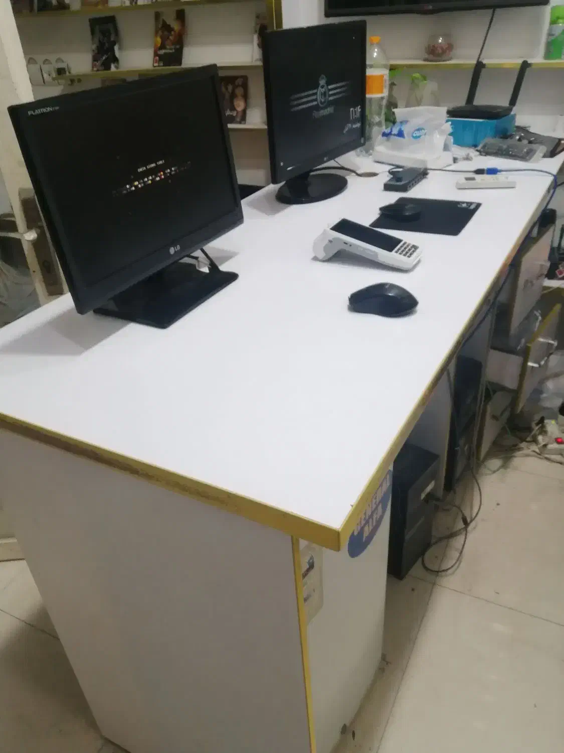 دکور ام دی اف در حد نو|فروشگاه و مغازه|برازجان, |دیوار