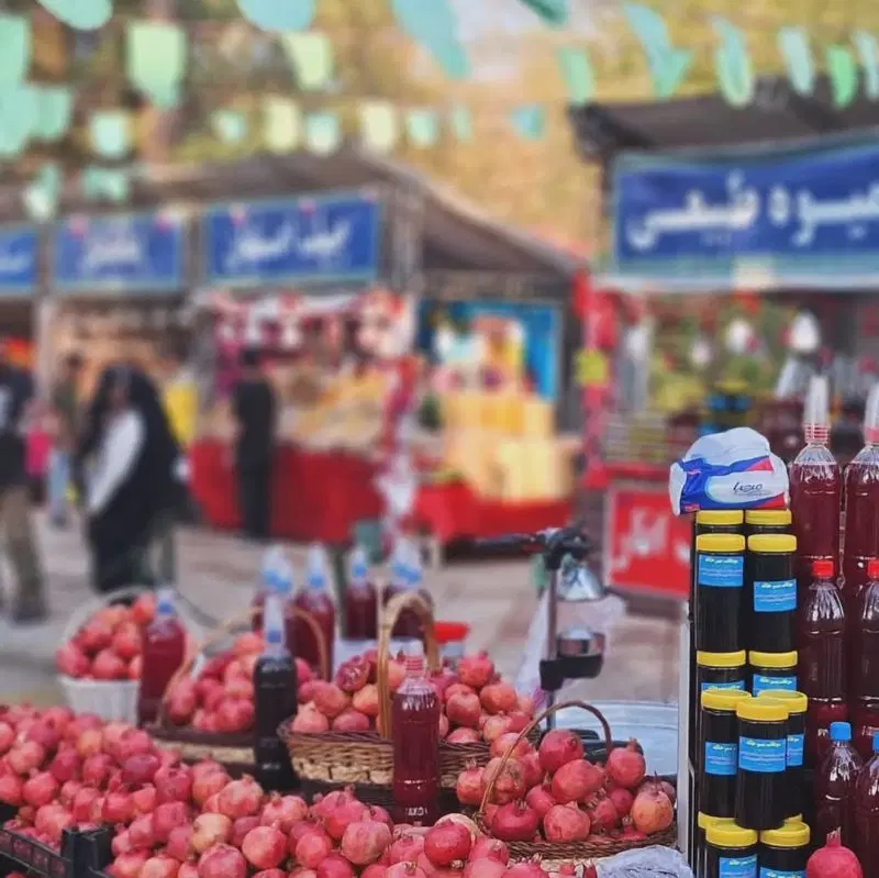 2نفرفروشنده اقابرای فروشندگی غرفه ابمیوه نمایشگاه|استخدام بازاریابی و فروش|تهران, تاکسیرانی|دیوار