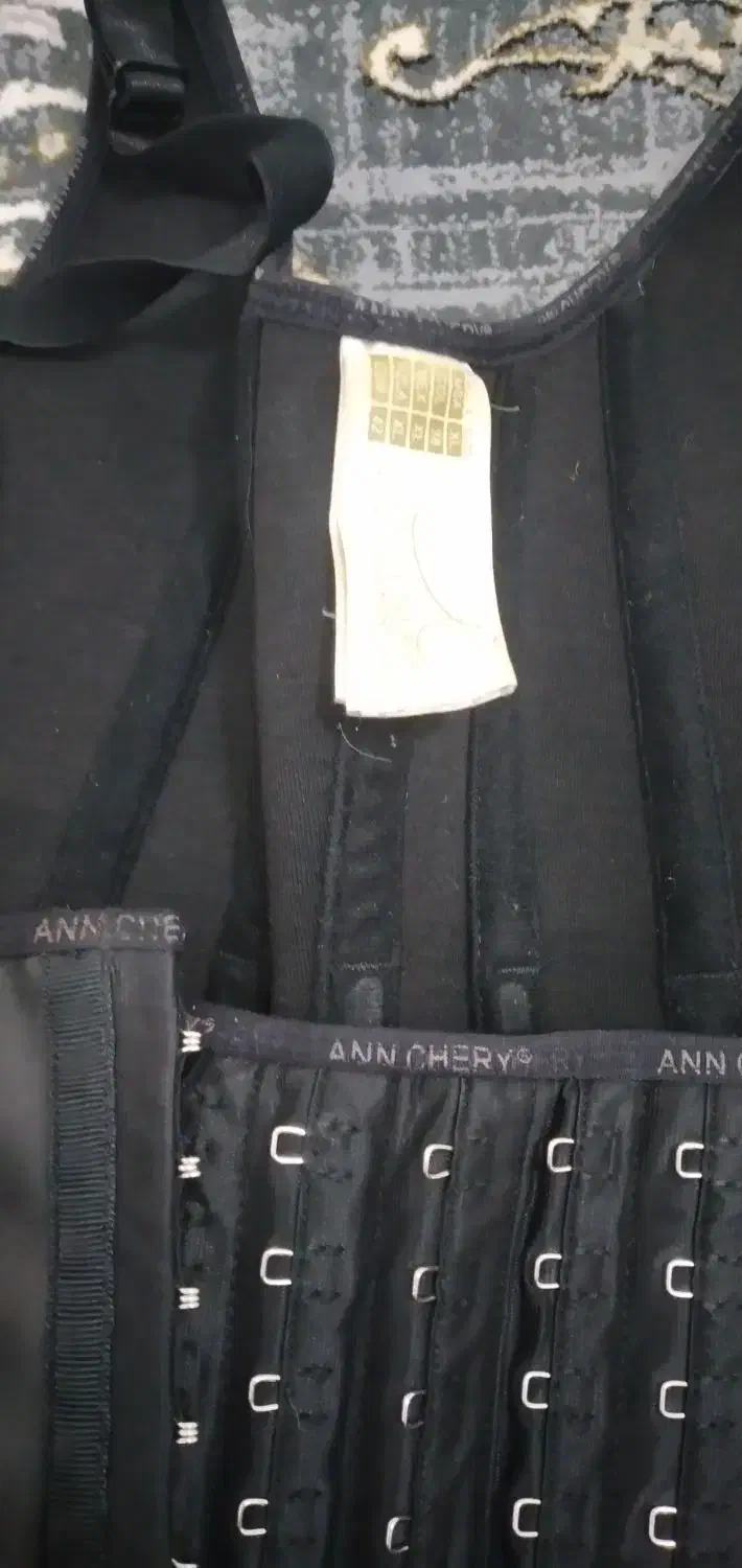 گن تاپی|لباس|روانسر, |دیوار