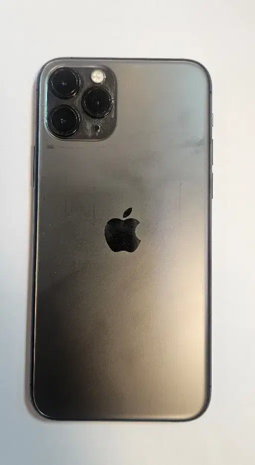 ایفون ۱۱ پرو ۲۵۶ سالم بدون خط و خش|موبایل|تهران, نمایشگاه بین المللی|دیوار