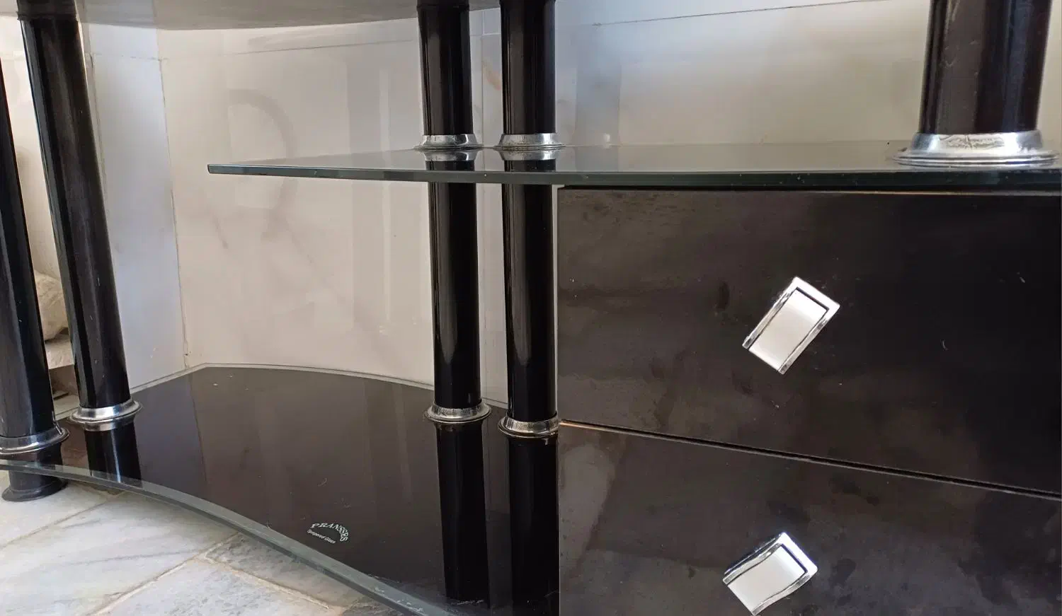 میز تلویزیون شیشه ای|میز تلویزیون|بیجار, |دیوار