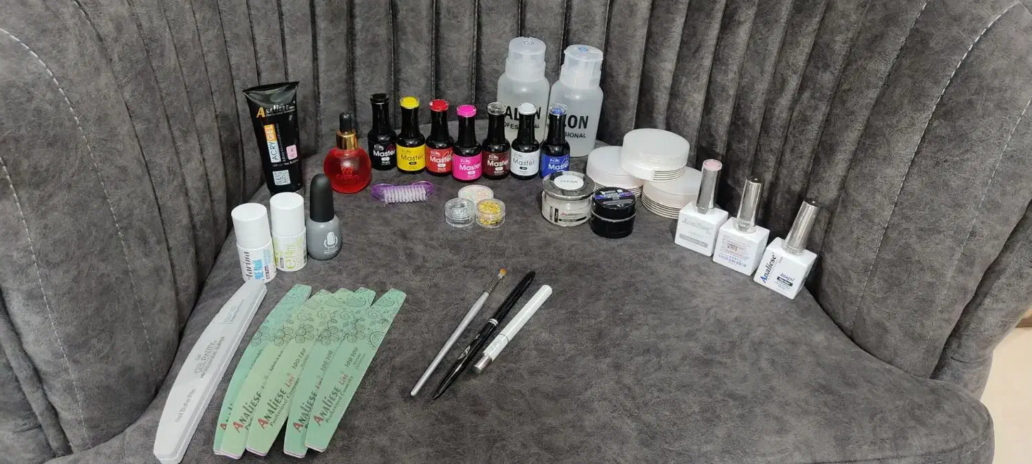 وسایل کاشت ناخن|آرایشی، بهداشتی، درمانی|کرج, کمالشهر|دیوار