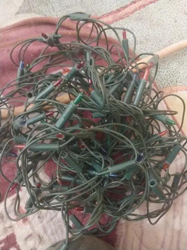 ریسه ۱۰ منری ۱۰۰ لامپی رنگهای مختلف|ریسه و چراغ تزئینی|فولادشهر, ورزشگاه فولادشهر|دیوار