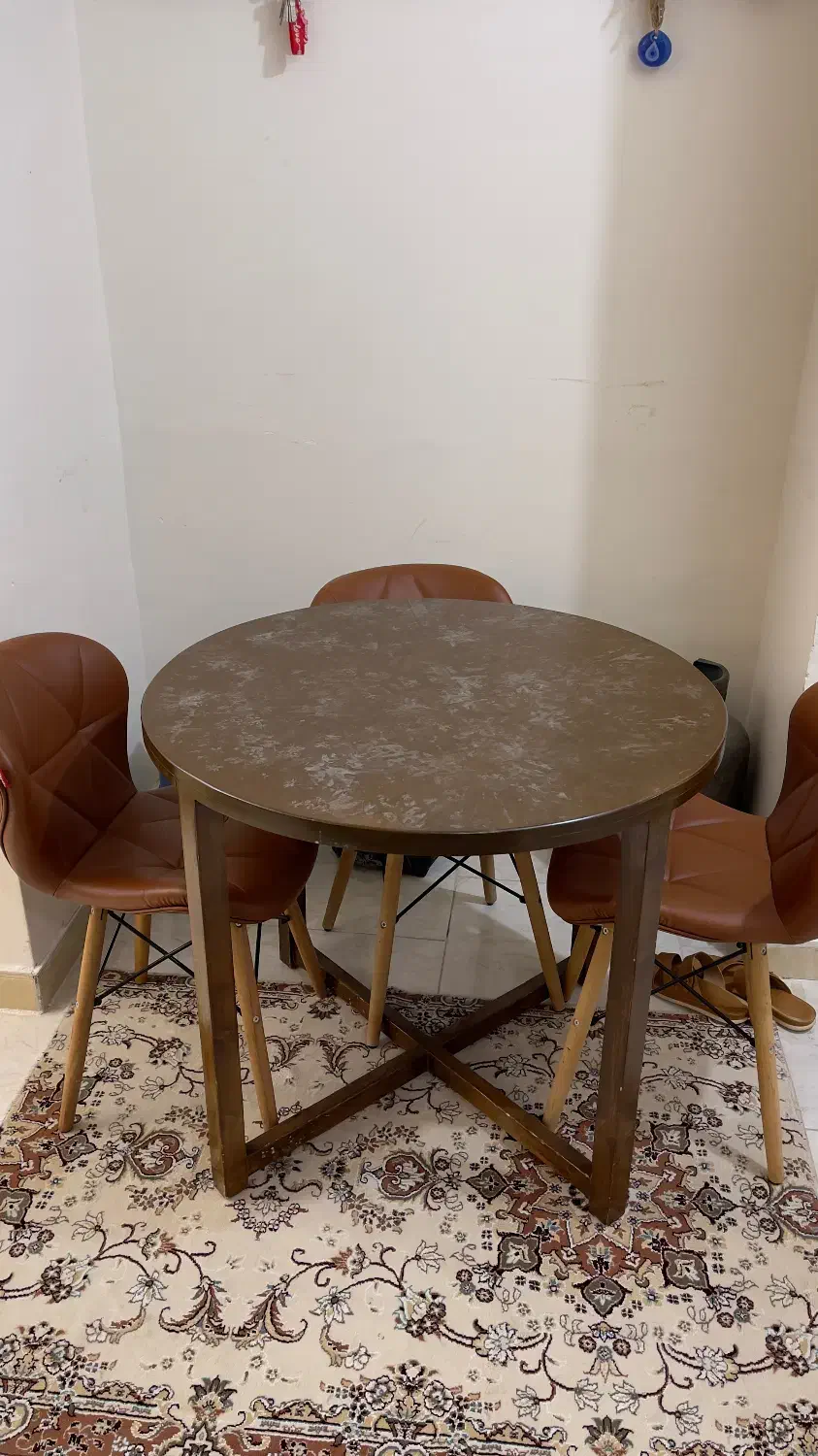 میز ناهار خوری چهار نفره|میز و صندلی غذاخوری|قشم, |دیوار