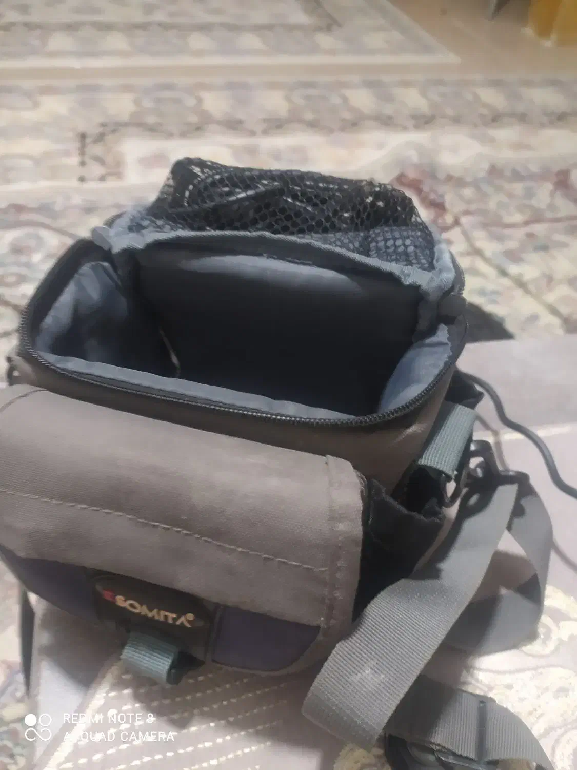 تعدادی وسایل|دوربین عکاسی و فیلم‌برداری|اردبیل, |دیوار