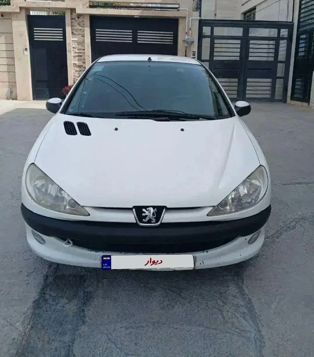 پژو۲۰۶ اس دی v8|خودرو سواری و وانت|کرمان, |دیوار