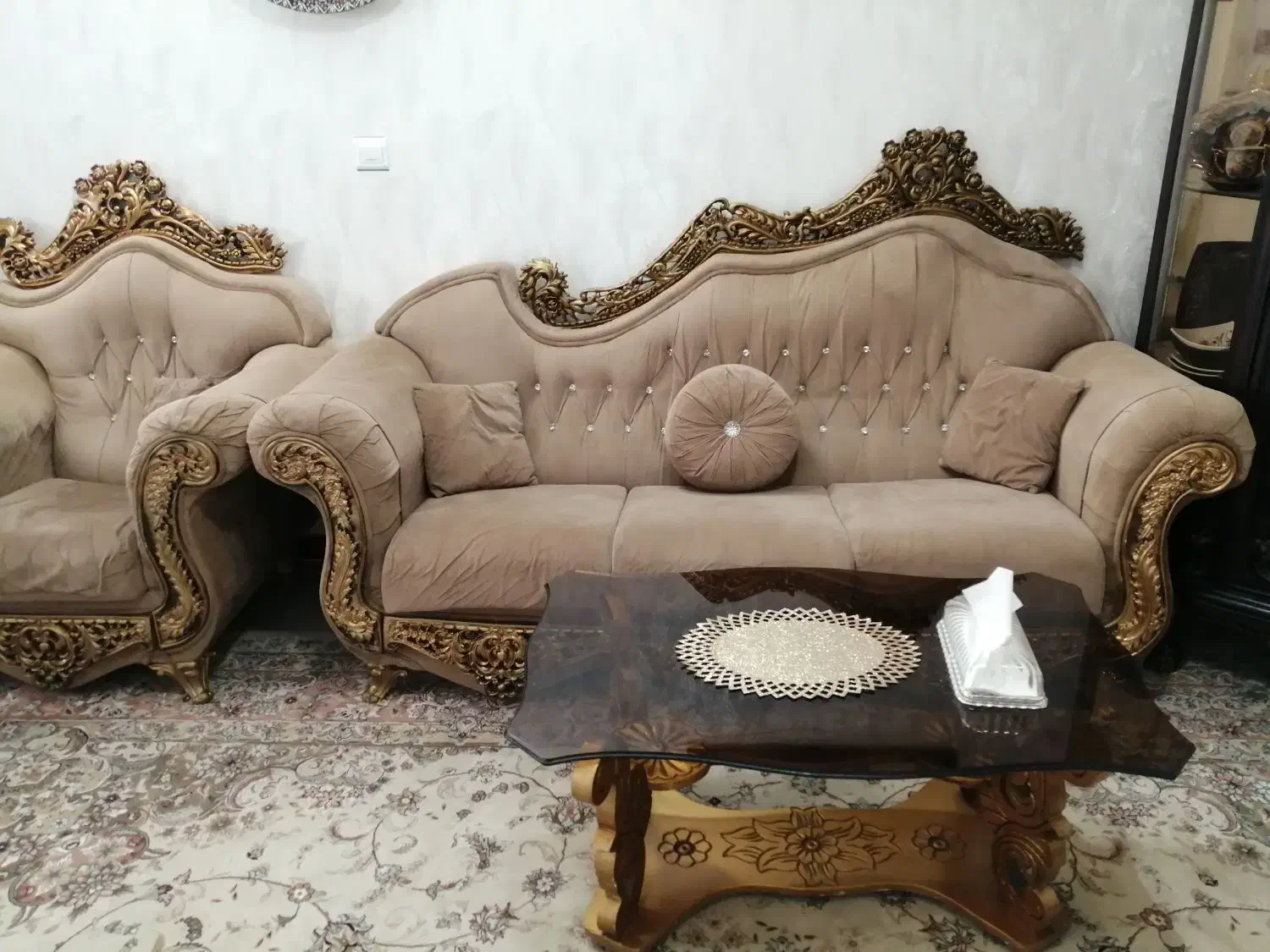 مبلمان راحتی|مبلمان خانگی و میز عسلی|گلبهار, شهر جدید گلبهار|دیوار