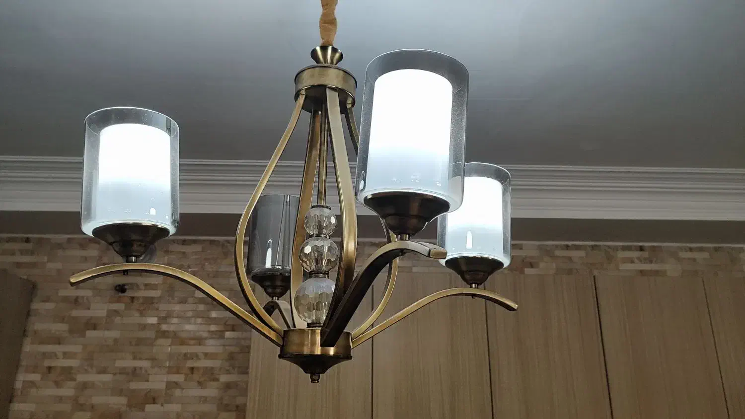 لوستر شیک|لوستر و چراغ آویز|دامغان, |دیوار