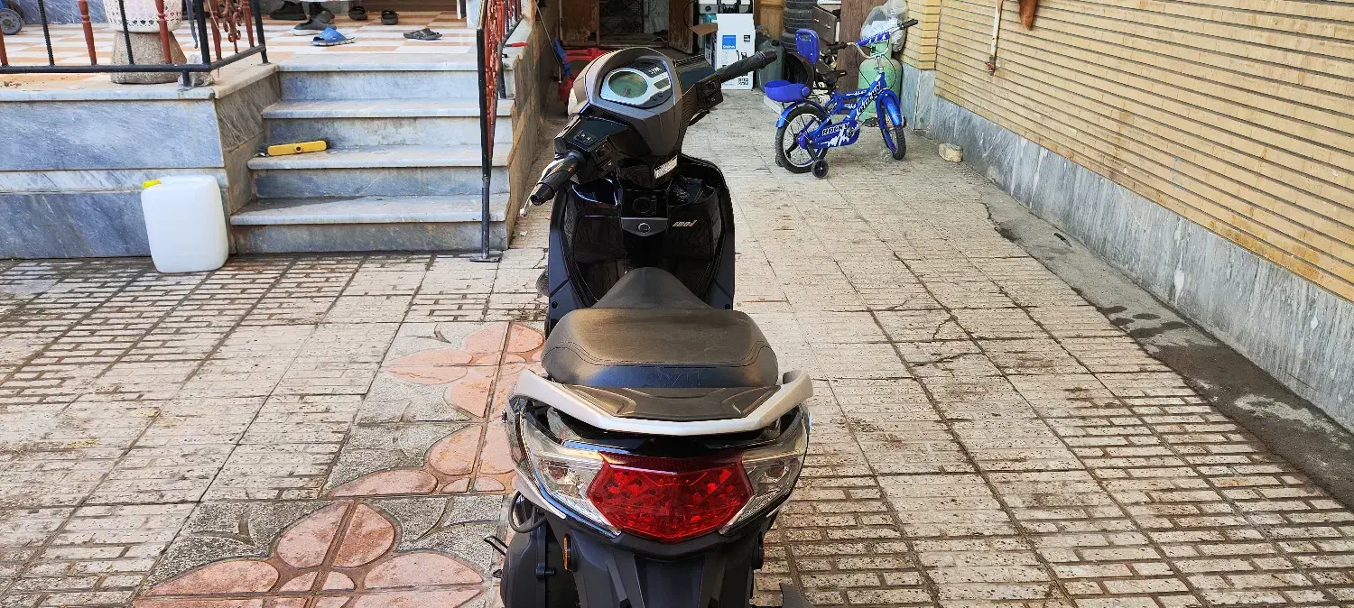 موتور لاکی ۱۸۰|موتورسیکلت|مبارکه, |دیوار