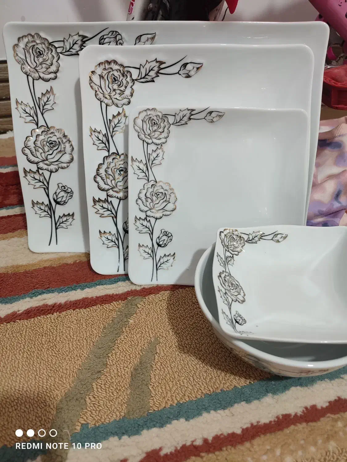 ظروف چینی 18نفره|ظروف سرو و پذیرایی|مرودشت, ابوذر شمالی‎|دیوار