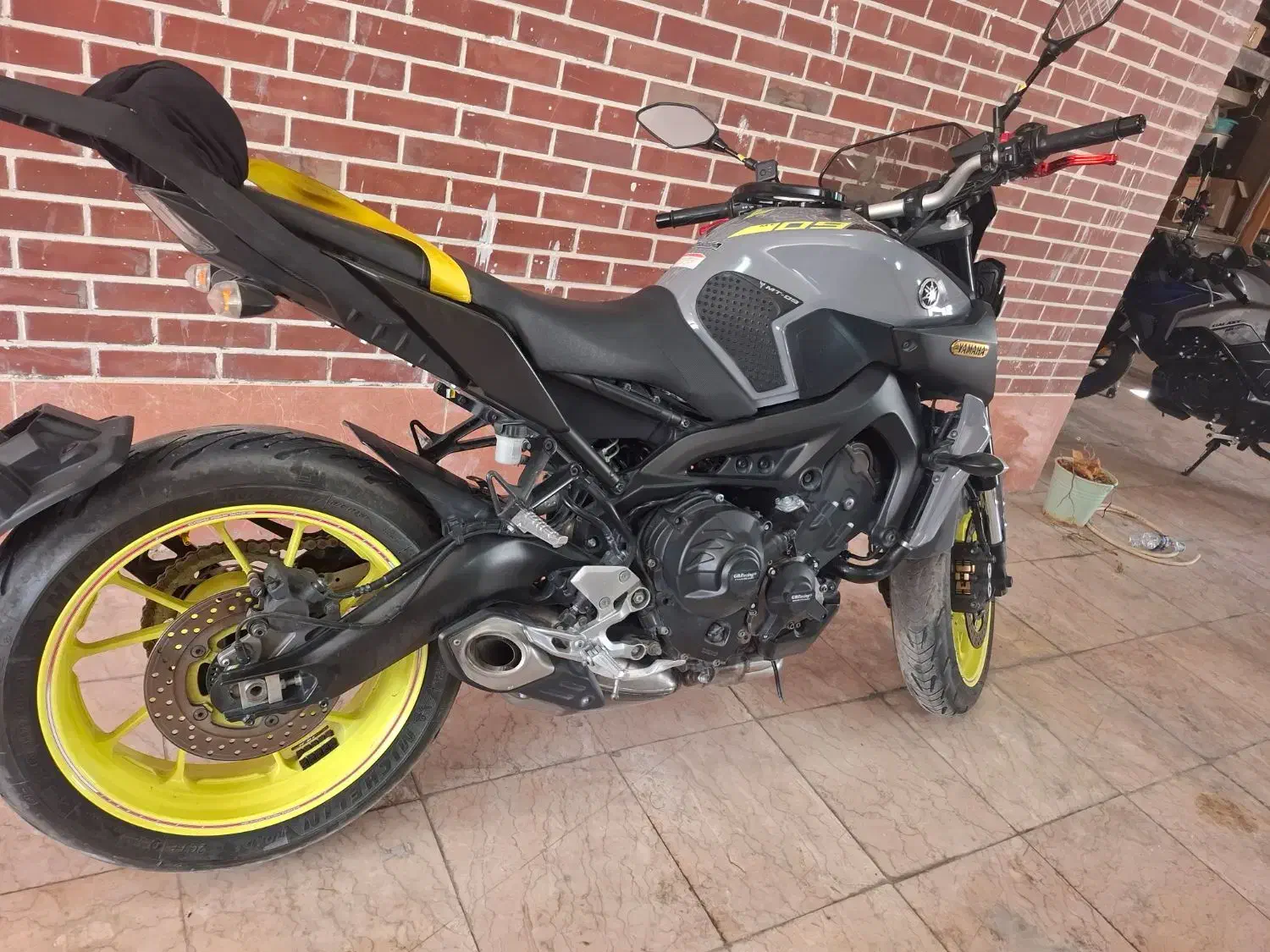 mt 9 cb  gsx بنلی|موتورسیکلت|اصفهان, خانه اصفهان|دیوار