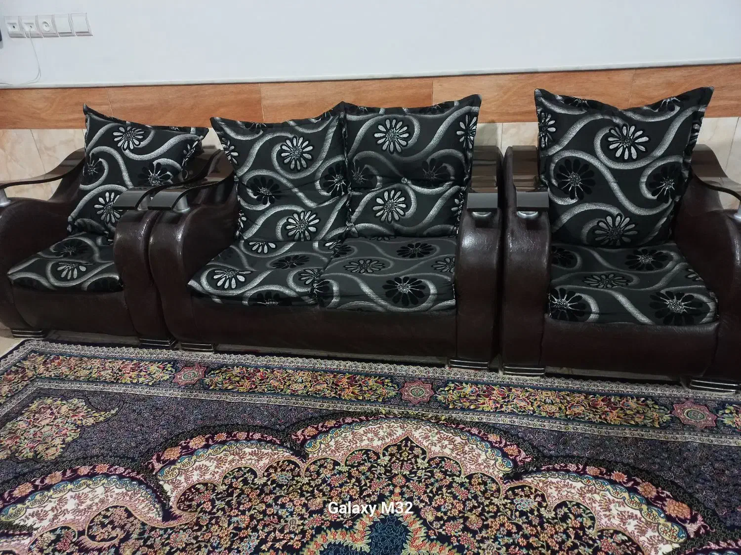 مبل کارکرده|مبلمان خانگی و میز عسلی|قم, شهر قائم|دیوار