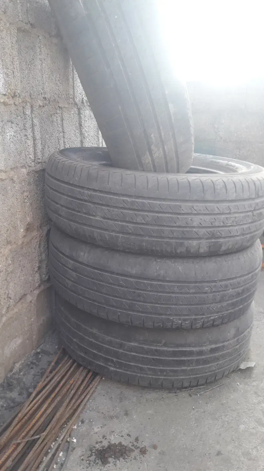 لاستیک|قطعات یدکی و لوازم جانبی|فومن, |دیوار