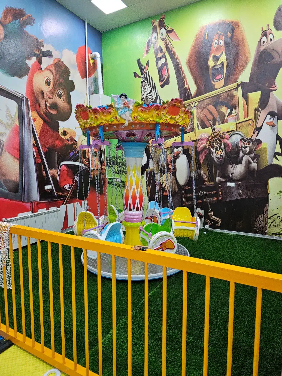 اپراتور شهربازی کودکان با ۱۴ روز تعطیلی|استخدام بازاریابی و فروش|سنندج, |دیوار