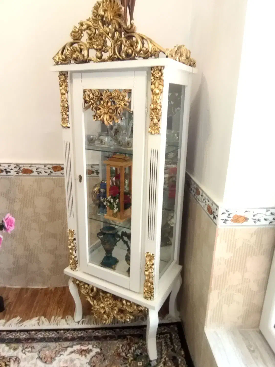 بوفه ساعت سفید مناسب جهیزیه|بوفه، ویترین، کنسول|مشگین شهر, |دیوار