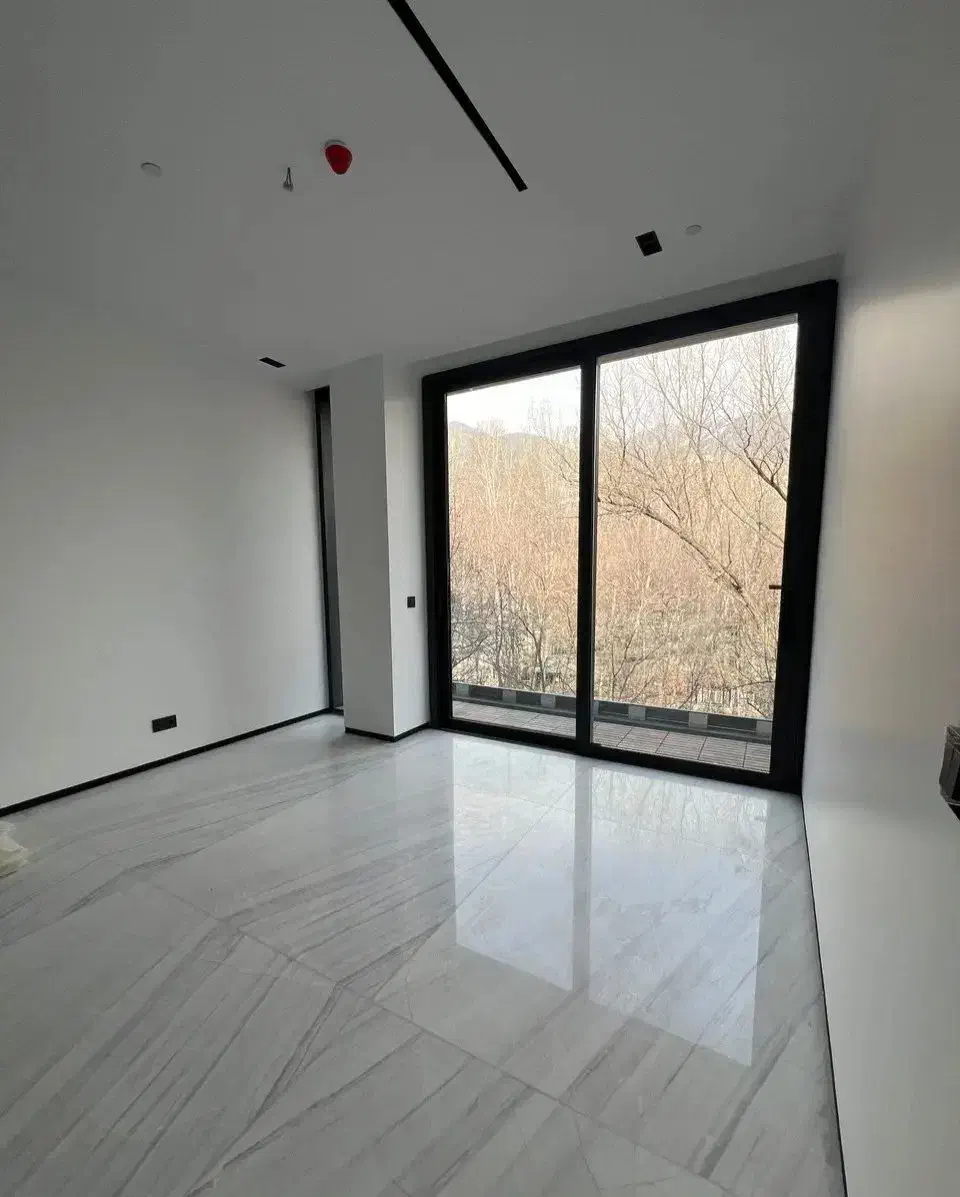 ۵۰۰متر به همراه یکصد متر سوییت رهن و اجاره نیاوران