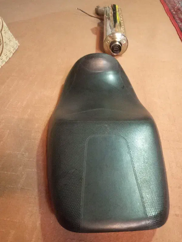 زین و اگزوز cb1300|قطعات یدکی و لوازم جانبی|شاهرود, |دیوار