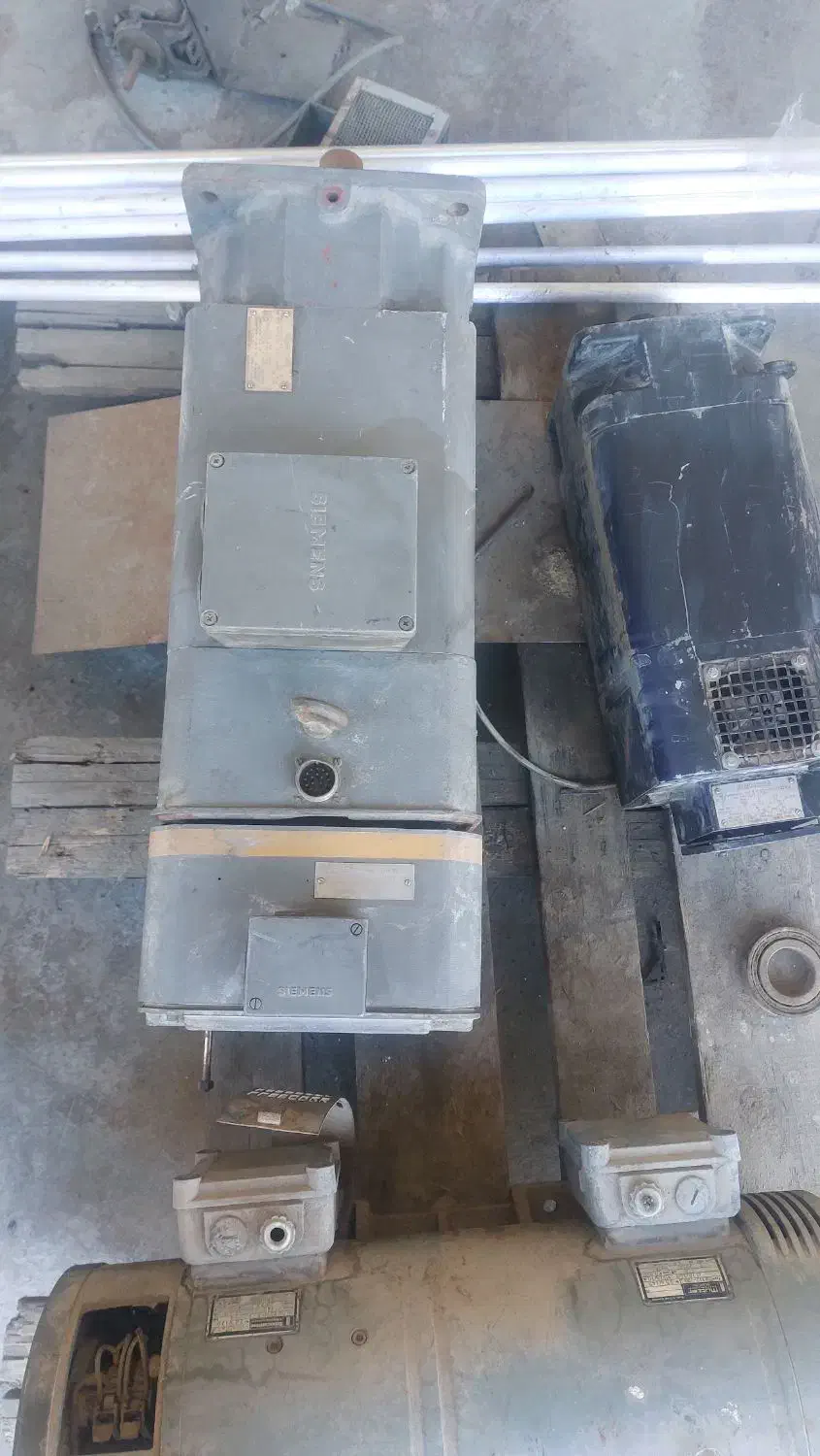 سروو موتور زیمنس ۹ کیلووات|ماشین‌آلات صنعتی|اندیشه, شهرک المهدی|دیوار