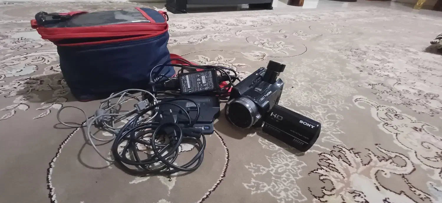 دوربین فیلمبرداری و عکاسی مدل سونی|دوربین عکاسی و فیلم‌برداری|فردیس, شهرک ۱۱۰|دیوار