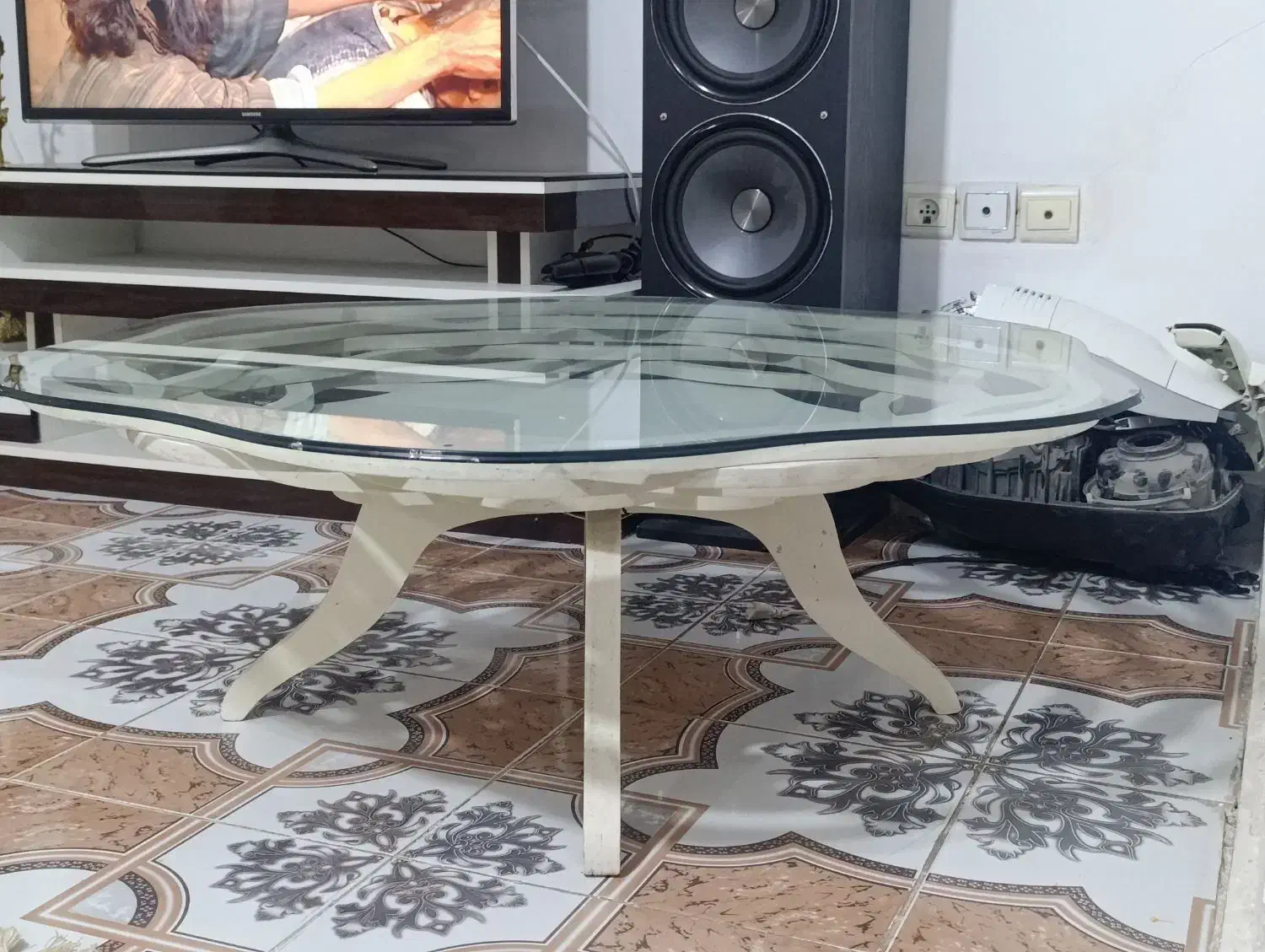 یک عدد عسلی فقط یک میلیون|مبلمان خانگی و میز عسلی|فردوسیه, |دیوار