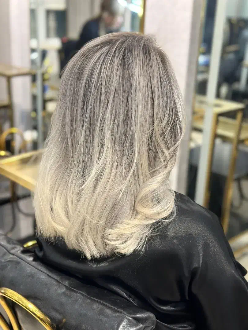 (مدل برای لایت، آمبره، دکلره)|خدمات آرایشگری و زیبایی|رشت, دیلمان|دیوار