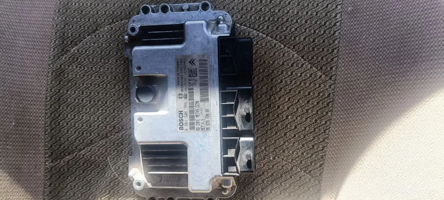 ایسیو بوش و ساژم|قطعات یدکی و لوازم جانبی|شیراز, مبعث|دیوار